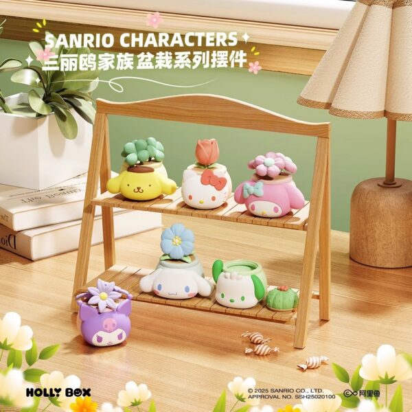 Sanrio Family Potted Plant Series Decorations Kuromi, Hello Kitty Desktop Figurine Doll Gifts with Creativity
