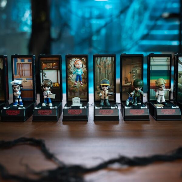 YuMe Stranger Things Upside Down Capsule Series 3-Premium-Assortment