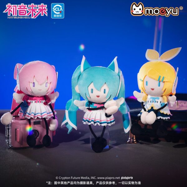 Moeyu x Hatsune Miku Official Plush Keychain